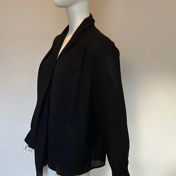 Tahari Black Women’s Extra Large XL Top  Blouse AUTHENTIC NWT V- neck - Picture 2 of 9